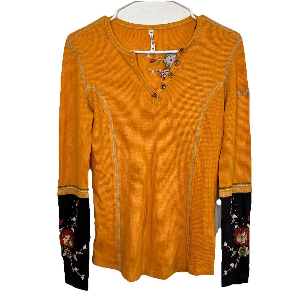 Alp N Rock XS Embroidered Henley Long Sleeve Fall Blooms Thermal Ski Top New Z26